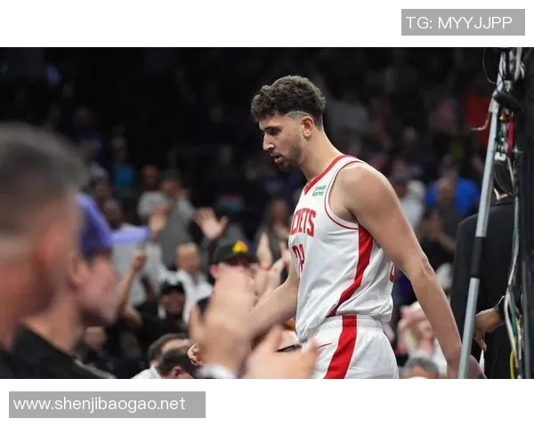 火箭队替补崛起！21岁射手全面发挥，助力击败雄鹿队